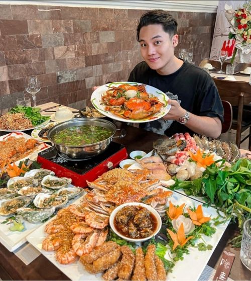 Nhà Hàng Hải Sản Hoa Biển